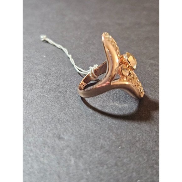 **Final Sale** Rose gold tone oval rhinestone ring - Picture 4 of 10